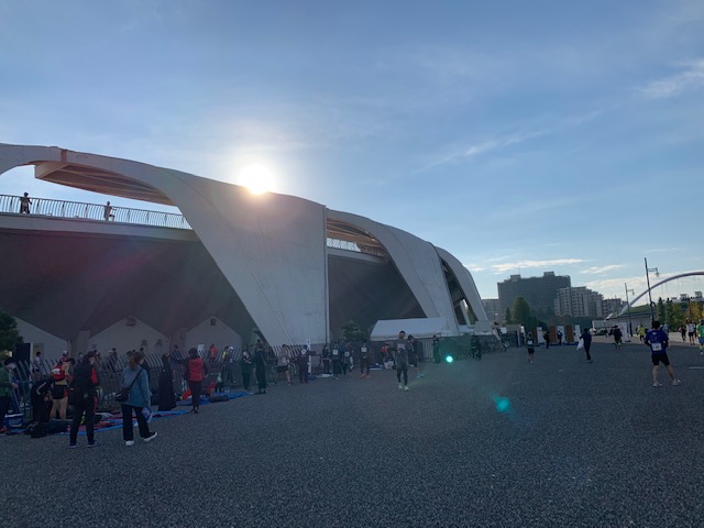 弊社スタッフがハーフマラソンの大会に出場しました！